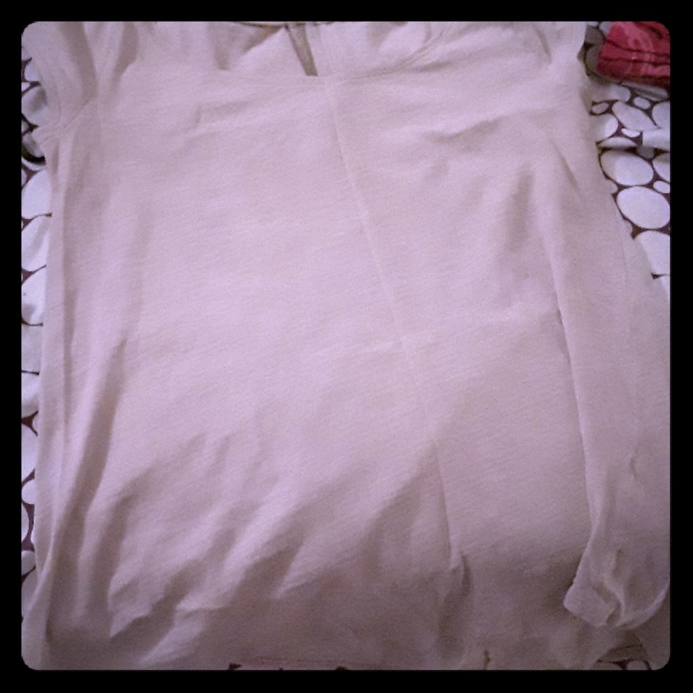 Shirt with zipper decal on back